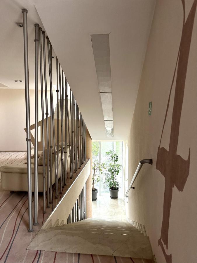 Palladium 4*