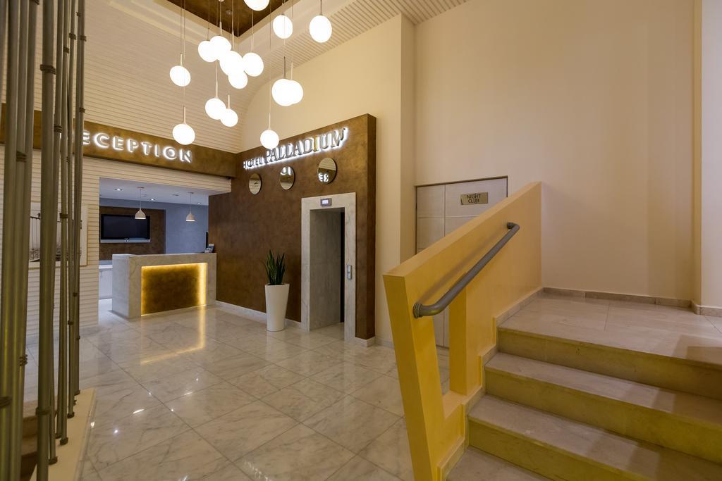Palladium 4*