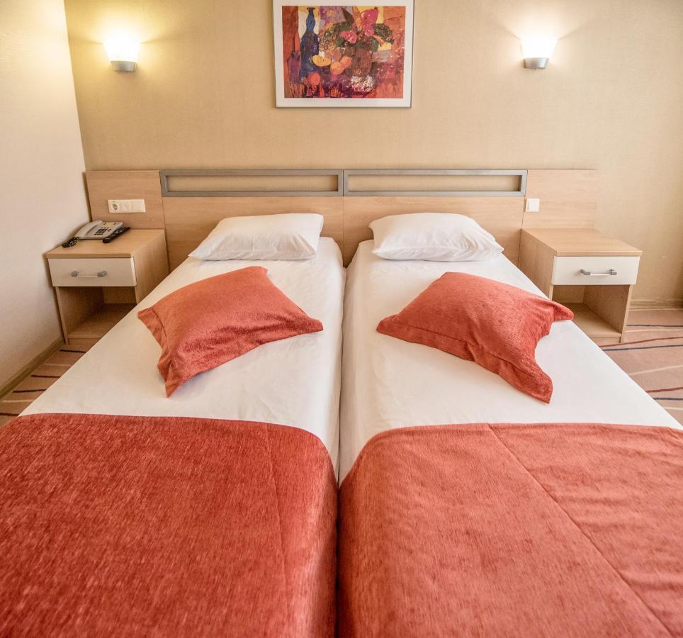 Palladium 4* Odesa